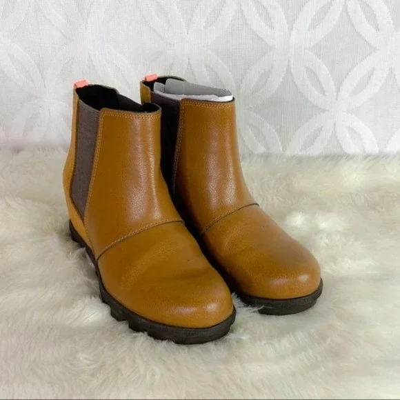 Sorel Joan Of Arctic Wedge II Chelsea Bootie size 5 - Picture 2 of 7